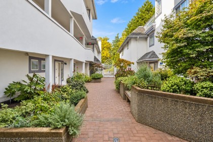 Photo 2 at 304 - 8772 Sw Marine Drive, Marpole, Vancouver West