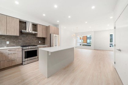 Photo 4 at 44 - 3597 Malsum Drive, Roche Point, North Vancouver