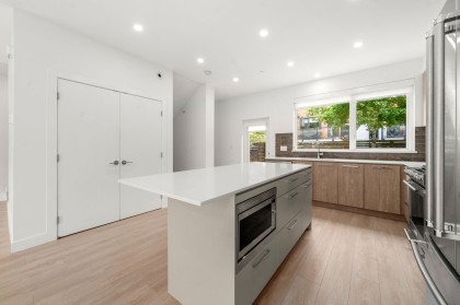 Photo 8 at 44 - 3597 Malsum Drive, Roche Point, North Vancouver