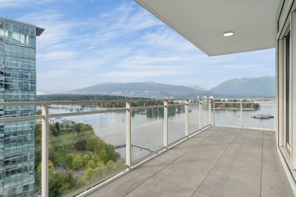 Photo 25 at 1701 - 1139 W Cordova Street, Coal Harbour, Vancouver West
