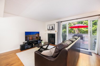 Photo 3 at 58 - 1930 Cedar Village Crescent, Westlynn, North Vancouver