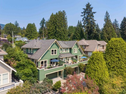 Photo 1 at 261 E Queens Road, Upper Lonsdale, North Vancouver