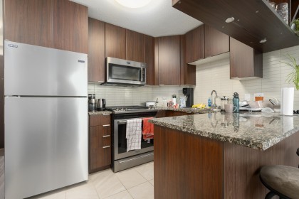 Photo 5 at 802 - 1010 Richards Street, Yaletown, Vancouver West