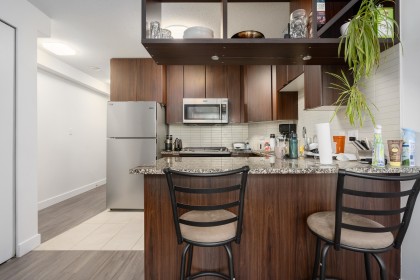 Photo 4 at 802 - 1010 Richards Street, Yaletown, Vancouver West