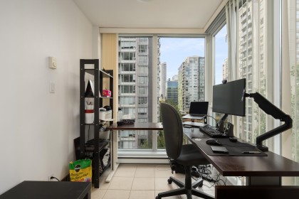 Photo 8 at 802 - 1010 Richards Street, Yaletown, Vancouver West