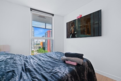 Photo 13 at 1284 - 87 Nelson Street, Yaletown, Vancouver West