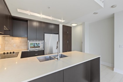 Photo 5 at 408 - 158 W 13th Street, Central Lonsdale, North Vancouver