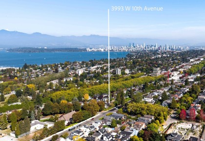 Photo 4 at 3993 W 10th Avenue, Point Grey, Vancouver West