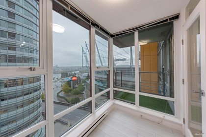 Photo 16 at 1509 - 111 W Georgia Street, Downtown VW, Vancouver West