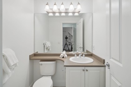 Photo 13 at 106 - 3088 W 41st Avenue, Kerrisdale, Vancouver West
