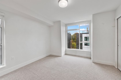 Photo 12 at 7615 Yukon Street, Marpole, Vancouver West