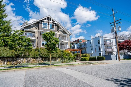 Photo 2 at 302 - 128 W 21st Street, Central Lonsdale, North Vancouver