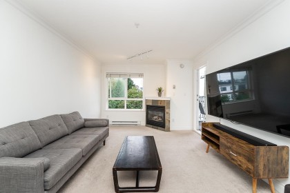 Photo 5 at 302 - 128 W 21st Street, Central Lonsdale, North Vancouver