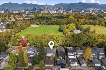 Photo 5 at 840 W 22nd Avenue, Cambie, Vancouver West