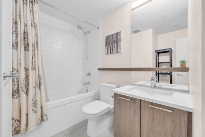 Photo 17 at 303 - 625 E 3rd Street, Lower Lonsdale, North Vancouver