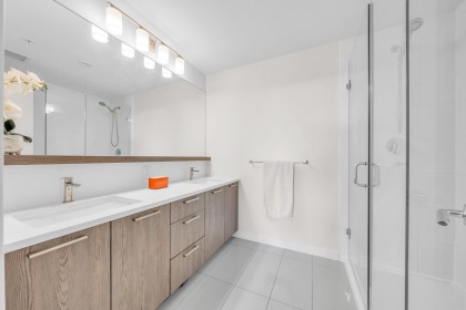Photo 15 at 303 - 625 E 3rd Street, Lower Lonsdale, North Vancouver