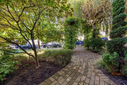 Photo 2 at 1 - 651 W 14th Street, Central Lonsdale, North Vancouver