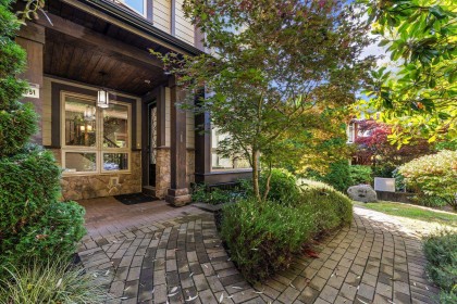 Photo 1 at 1 - 651 W 14th Street, Central Lonsdale, North Vancouver