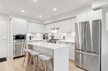 Photo 9 at 305 - 1519 Crown Street, Lynnmour, North Vancouver