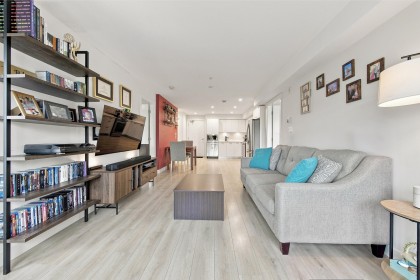 Photo 8 at 305 - 1519 Crown Street, Lynnmour, North Vancouver