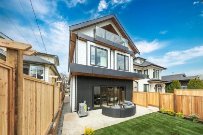 Photo 1 at 2 - 3708 W 18th Avenue, Dunbar, Vancouver West