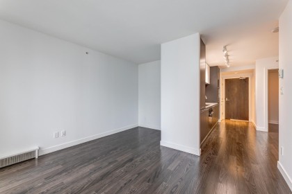 Photo 3 at 1407 - 8031 Nunavut Lane, Marpole, Vancouver West