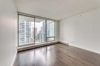 Photo 4 at 1407 - 8031 Nunavut Lane, Marpole, Vancouver West