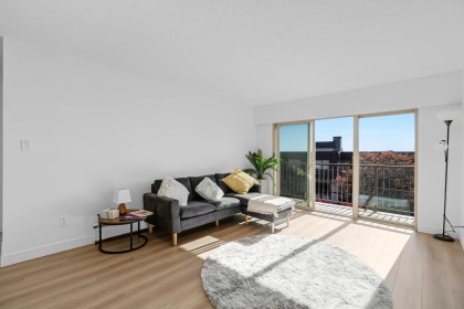 Photo 2 at 201 - 225 W 3rd Street, Lower Lonsdale, North Vancouver