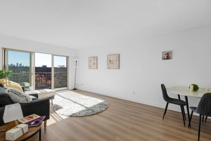 Photo 12 at 201 - 225 W 3rd Street, Lower Lonsdale, North Vancouver