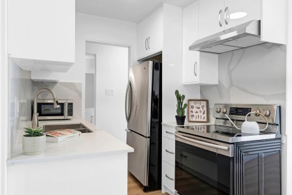 Photo 3 at 201 - 225 W 3rd Street, Lower Lonsdale, North Vancouver