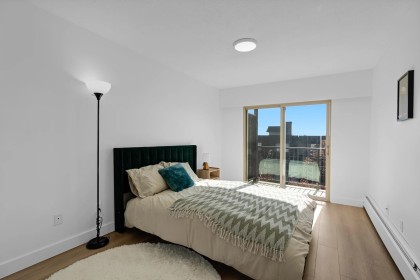 Photo 4 at 201 - 225 W 3rd Street, Lower Lonsdale, North Vancouver
