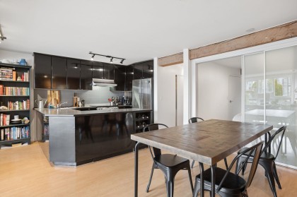 Photo 15 at 305 - 1066 Hamilton Street, Yaletown, Vancouver West