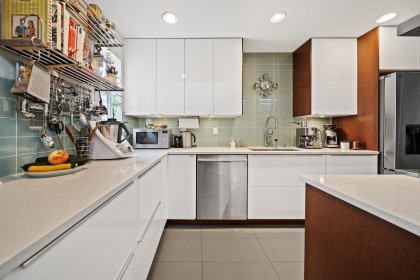 Photo 2 at 6 - 1234 W 7th Avenue, Fairview VW, Vancouver West
