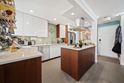 Photo 3 at 6 - 1234 W 7th Avenue, Fairview VW, Vancouver West
