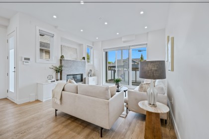 Photo 2 at 409 W Keith Road, Lower Lonsdale, North Vancouver
