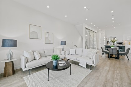 Photo 3 at 409 W Keith Road, Lower Lonsdale, North Vancouver