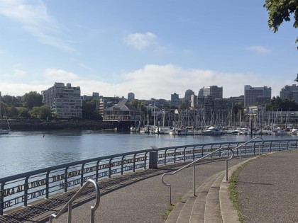 Photo 13 at TH108 - 1288 Marinaside Crescent, Yaletown, Vancouver West