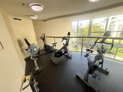 Photo 17 at TH108 - 1288 Marinaside Crescent, Yaletown, Vancouver West
