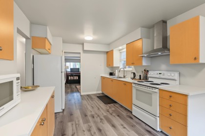 Photo 9 at 132-134 W 12th Avenue, Mount Pleasant VW, Vancouver West
