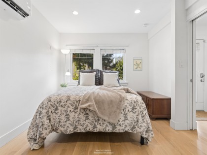 Photo 12 at 558 W 19th Avenue, Cambie, Vancouver West