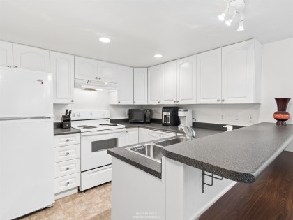 Photo 25 at 558 W 19th Avenue, Cambie, Vancouver West