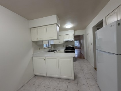 Photo 6 at 77 W 62nd Avenue, Marpole, Vancouver West