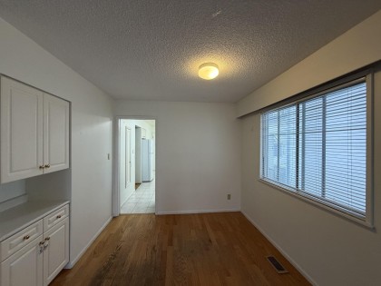 Photo 3 at 77 W 62nd Avenue, Marpole, Vancouver West