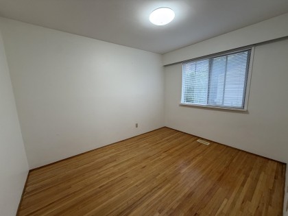 Photo 11 at 77 W 62nd Avenue, Marpole, Vancouver West