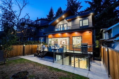 Photo 4 at 426 W 17th Avenue, Cambie, Vancouver West