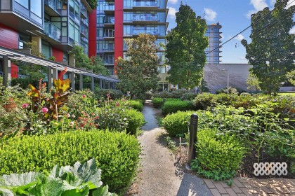 Photo 20 at 1011 - 38 W 1st Avenue, False Creek, Vancouver West