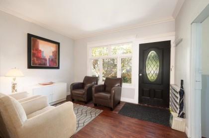 Photo 3 at 219 E 29th Street, Upper Lonsdale, North Vancouver