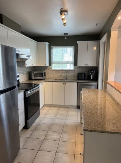 Photo 13 at 305 - 3595 W 26th Avenue, Dunbar, Vancouver West