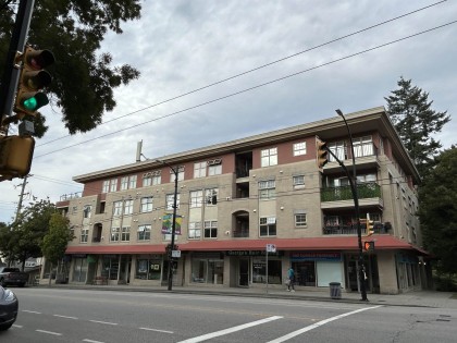 Photo 1 at 305 - 3595 W 26th Avenue, Dunbar, Vancouver West