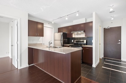Photo 7 at 304 - 933 Hornby Street, Downtown VW, Vancouver West